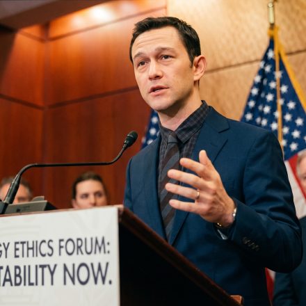 Joseph Gordon-Levitt discussing artificial intelligence, corporate accountability and digital governance